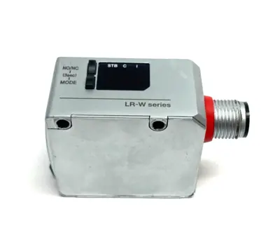 USED KEYENCE FULL-SPECTRUM SELF-CONTAINED SENSOR, M12 4-PIN