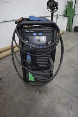 Used MILLER MILLERMATIC 255 Mig Welders Minnesota US | Machinesused.com #1377510
