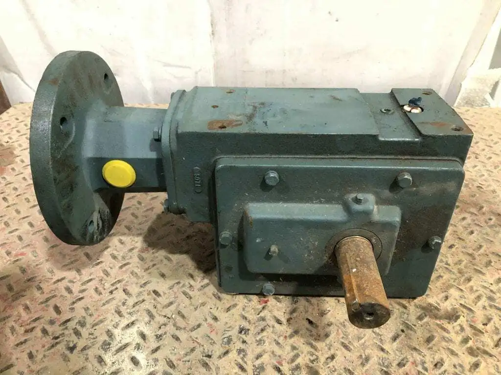 Dodge AG812011A-CE 30:1 Right Angle Gear Drive/Speed Reducer 4.4HP 4331in-lb