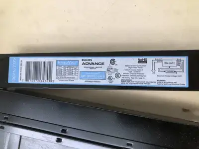 Philips Advance IOP-1PSP32-LW-N Program Rapid Start T8 Ballast -NIB of 10