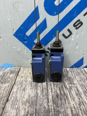 USED TELEMECANIQUE XCKM