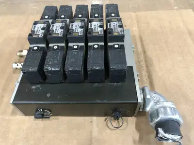 USED SMC NVV5FS2-01T1-051-02T, NVFS2200-3FZ