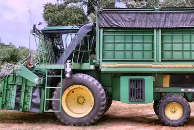 Used 2001 DEERE 9976 Self-propelled Harvesters Louisiana US | Proxy Equipment #1384943