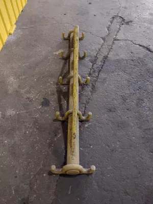 SPREADER BAR: STOCK #18906