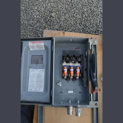 Square D 60 Amp Heavy Duty Safety Switch
