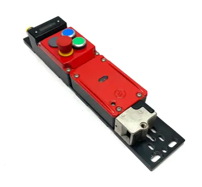 USED FORTRESS INTERLOCKS DOOR INTERLOCK SAFETY DEVICE
