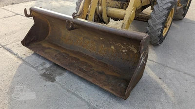 USED 1986 CATERPILLAR 416