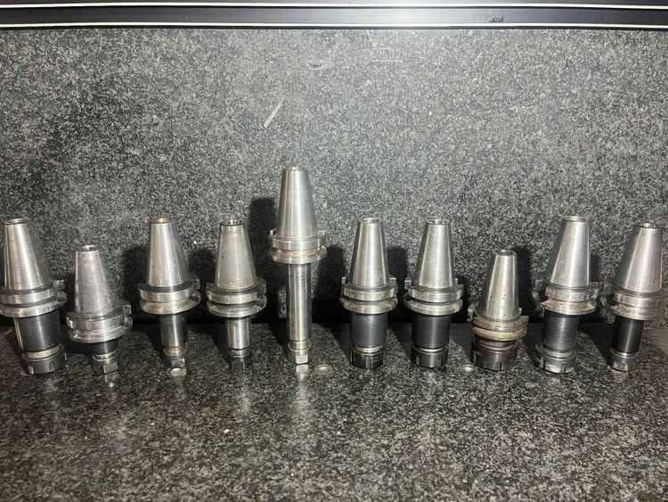 Used UNBRANDED BT40 Tool Holders California US | MachineStation #237451