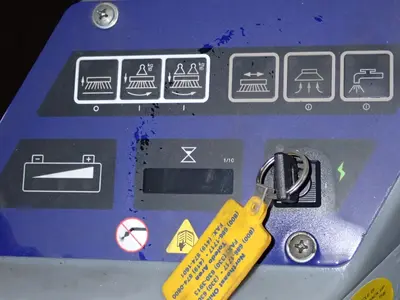 USED ADVANCE 3200C