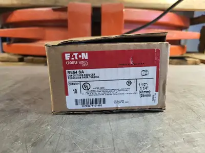 NEW CROUSE-HINDS RE54 SA