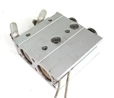 USED SMC MXS25-30B