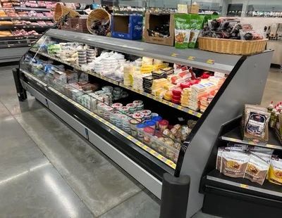 12-0030 Hussmann IC2SM 12’ Remote Multi Deck Self Serve Merchandiser Cooler