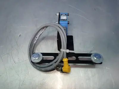 New | in-Stock SICK GL10P4111 Sensors | HGR 24 #753875