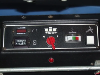USED WINDSOR 22FT 36VDC