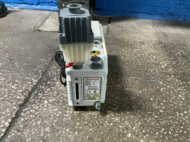 Used EDWARDS ELAB  2 Pumps Ohio US | HGR 24 #1279035
