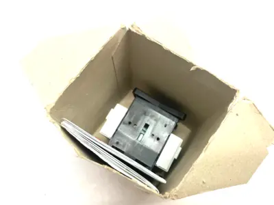 USED SCHNEIDER ELECTRIC TESYS VARIO EMERGENCY DISCONNECT SWITCH MISSING HANDLE