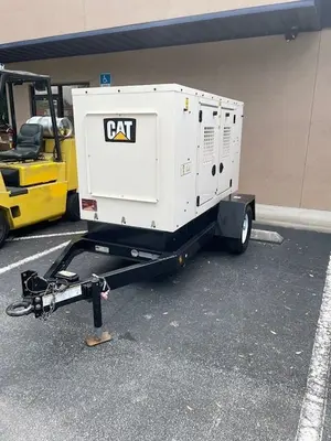 USED 2019 CATERPILLAR XQ35