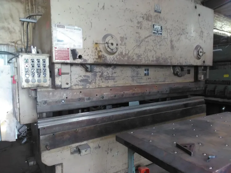 Used HTC 300-12H Press Brakes California US | Machinery Network #296024