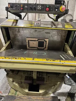 33 x 47 Clam Shell Die Cutter