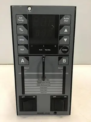 USED HUSKY 9152