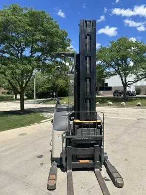Used 2021 CROWN RM6095S-45 Reach Trucks Illinois US | Somerset Equipment Sales #1546188