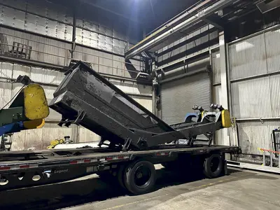 20' LONG X 24” WIDE STEEL BELT POWERED INCLINED PARTS CONVEYOR: STOCK #20817