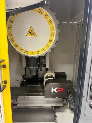 2021 FANUC ROBODRILL A D21MIB5 Vertical Machining Centers | Lion Machinery (2)