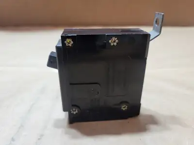 Used CUTLER-HAMMER BAB1020 Switchgears British Columbia CA | Lenmark #1438653