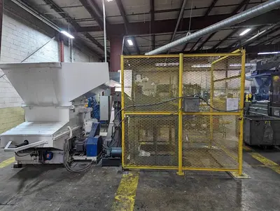 USED VECOPLAN RG 42/30 SWU SINGLE SHAFT SHREDDER + AUGER DISCHARGE & PADDLE TAKE-A-WAY CONVEYOR