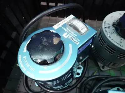 Variable Auto Transformers