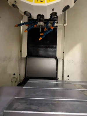 2014 FANUC ROBODRILL ALPHA D21LIA5 Vertical Machining Centers | Tight Tolerance Machinery (3)