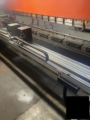 1993 AMADA HFB-2204S Press Brakes | Lion Machinery (2)