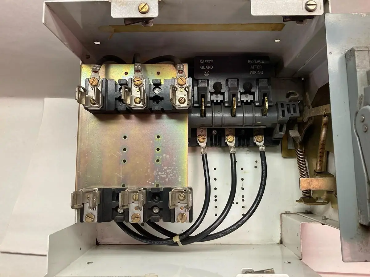 Used ALLEN-BRADLEY 2192F Miscellaneous Equipment (Electrical & Power) | Surplus Asset Holdings #1192901