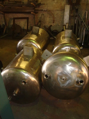 170L S/S Enclosed Tank