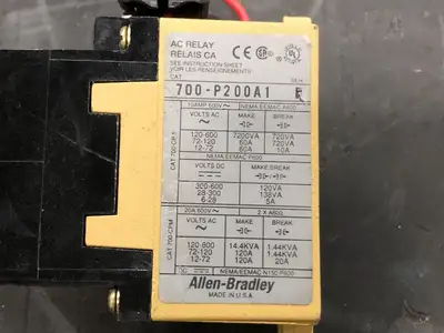 USED ALLEN-BRADLEY 700-P200A1