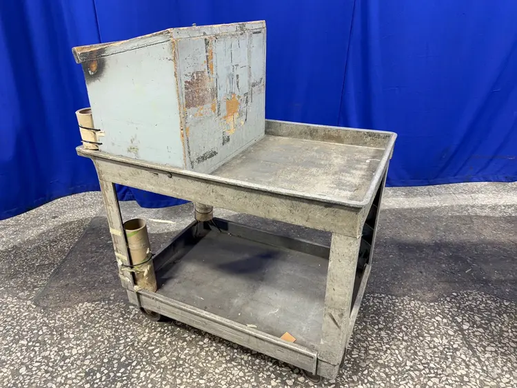 Used RUBBERMAID _UNKNOWN_ Miscellaneous MRO Ohio US | HGR 24 #1244676