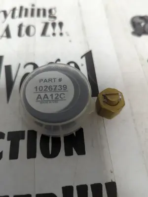 New | in-Stock NORDSON 1026739 Nozzles | Surplus Asset Holdings #1226638
