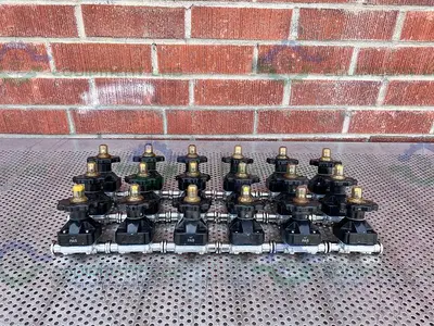 USED ITT PURE FLO .75-316L-RA15MAX-CWP150 DIAPHRAGM VALVE W/ 3/4" SANITARY FITTING
