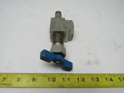Marsh N1353 Marsh 316SST Metal-to-Metal Seat Needle Valve 3/8" NPT