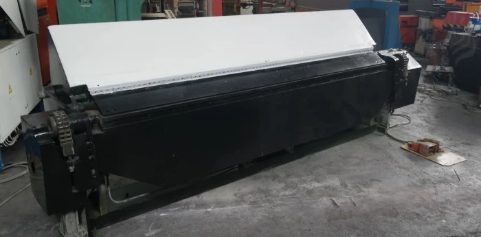 Powered box & pan folder