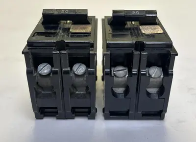 Used CROUSE-HINDS MP220 Miscellaneous Equipment (Electrical & Power) | Surplus Asset Holdings #1201452