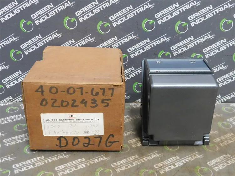 Used UNITED ELECTRIC 134 Pressure Switches | Green Industrial #682330