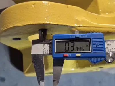 NEW KOMATSU 23B-735-8250