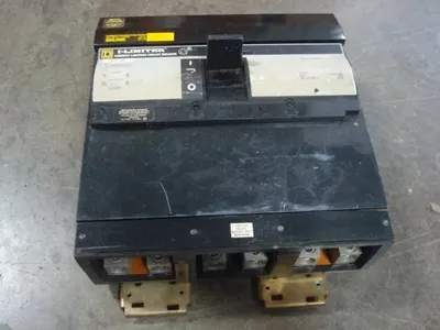Square D IL343501021 I-Line Current Limiting Circuit Breaker 350 Amps 480V Used