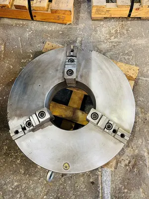 USED BISON 3205-25
