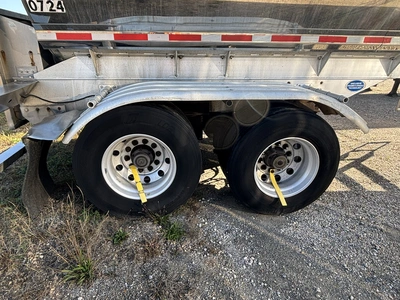 Used 2015 WALKER MILK TANKER TRAILER Liquid Supply Trailers Michigan US | Miedema Asset Management Group #1709444