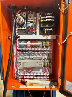 2006 NEFF DF-15-5HS C Frame and Gap Frame Press | Kempler Machinery (14)