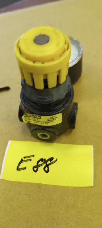 Used Parker 14R113FC Air Pressure Regulators Arizona US | ASSET CONVERSION SPECIALISTS, INC. #1070322