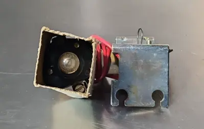 General Eletric Company CR205X350B Indicating light kit. Loc4A6