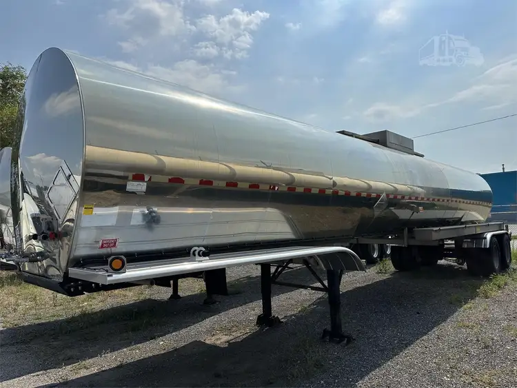 Used 2001 TREMCAR _UNKNOWN_ Tanker Trailers Indiana US | Lakeshore Equipment Sales #1546613